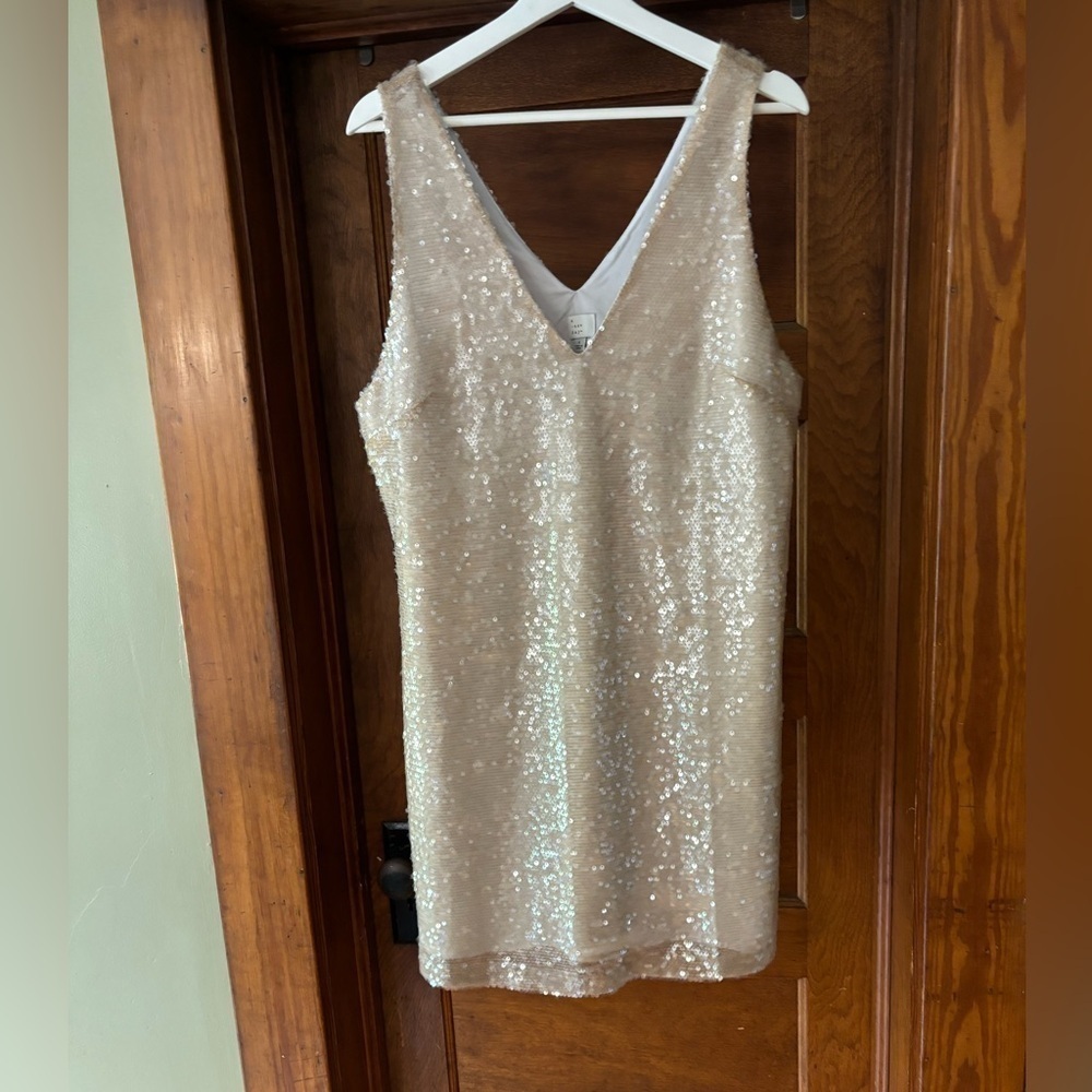 a new day Sequin V-Neck Shift Dress in Champagne